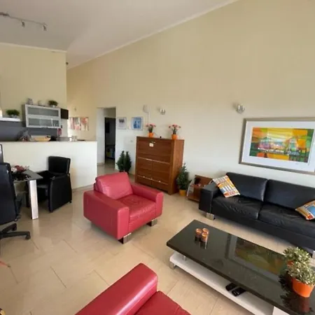 בית נופש Casa Marlotte *